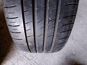 215/50/17 225/50/17 225/55/18 285/30/20 285/40/21 kusovka - 2