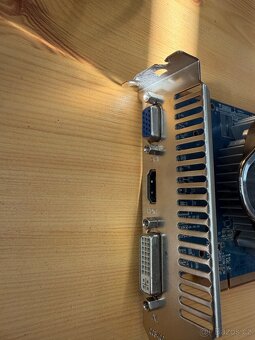 ATi Radeon HD 4730 512MB - 2