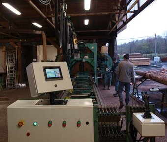 Univerzální počítač - odčítání - Kmenová pásová pila - 2