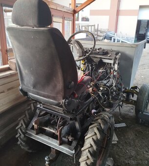 Dumper domácí vyroby - 2