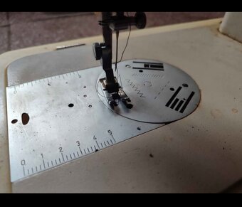 Šicí stroje Višnja Bagat 706 - 2