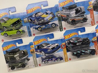 HOT WHEELS 10ks... - 2