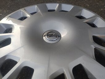 16" poklice Opel Combo - 2
