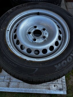 205/65/16c starší dot2215 vzorek 6mm - 2