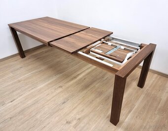 Nový rozkládací stůl ořech masiv 90x160+2x45 cm - 2