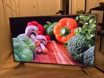 LG smart TV 49"(125cm) - 2