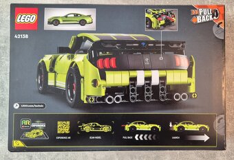 Lego Technic Ford Mustang Shelby GT500 (42138) - 2