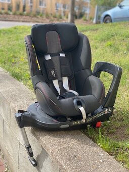 Autosedačka Britax Römer Dualfix M i-size - 2