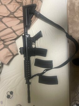 airsoftova zbran M4 CYMA - 2