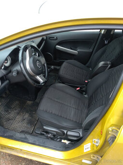 Mazda 2 1,3 - náhradní díly - 2
