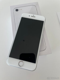 Iphone 8 white, Top stav - 2