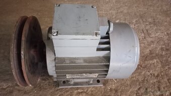 Elektromotor Mohelnice 0,75 kw,1380 ot. 380/220 v. - 2