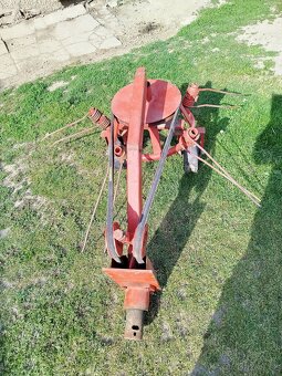 Prodám obraceč sena - 2
