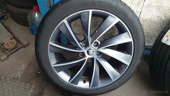 ALU kola 5x112 r18+ pneu 235/45/18 - 2