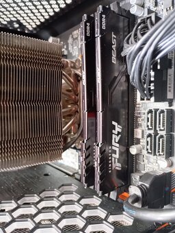 Herní PC: Intel Core i7, 32GB RAM, RTX 3060 Ti, SSD M.2 - 2