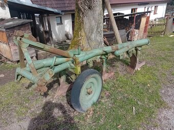 Trojradličné ruchadlo - 2