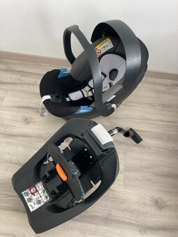 Autosedačka - vajíčko Cybex se základnou - 2
