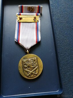vyznamenání vojenské za 5 let služby v orig. etui - 2