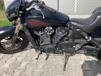 Indian Scout Sixty - 2