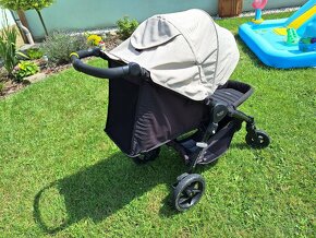 Kočárek britax b motion 4+ - 2