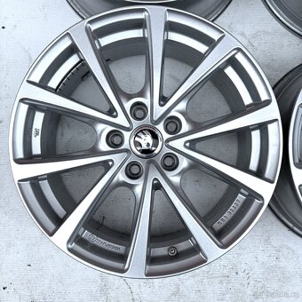SKODA OCTAVIA KAROQ SUPERB YETI 17" 5X112 ET40 - 2