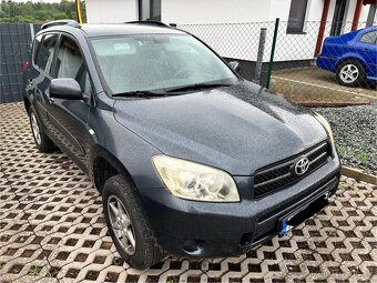 Toyota Rav4 2.0i 112kW automat 4x4 REZERVACE - 2