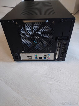 PC mini set Ryzen 2200G + ZDARMA Monitor LG - 2