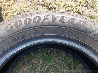 Sada (4ks) zimních pneum 195/65 R15 - 2