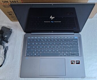Nabízím 14" HP OmniBook s Ryzen AI 9 365 a 880M - 2