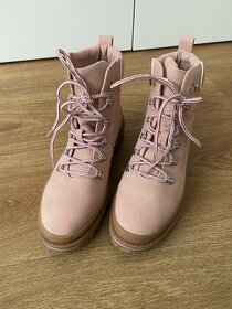 Šněrovací vyšší obuv - 2