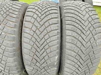 Sada zimních pneu 215/55/17 Hankook Winter - 2