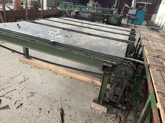 Příčný třídící řetězový dopravník - 2