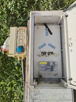 Stavební rozvaděč ER112 elektroměrová skříň - 2