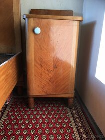 Starožitný nábytek z období první republiky - 2