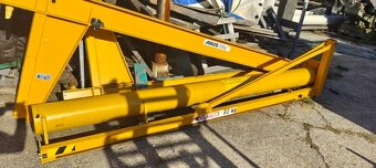 sloupový jeráb Vetter 125 kg - 3 m r. 2011 - 2