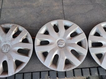 Kryty kol Suzuki Swift 15 sada - 2