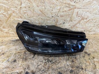 PRAVÝ PŘEDNÍ FULL LED SVĚTLOMET ŠKODA FABIA 4 - 2