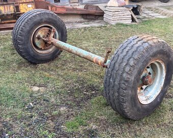 Bržděna náprava “BEZ KOL” z HORALU ( sběrací vůz) - 2