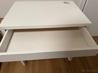 Psací stůl IKEA Micke - 2