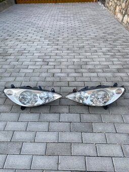 PŘEDNÍ světla, PEUGEOT 307 DO-05 - 2