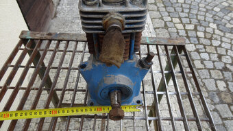 prodám kompresor - 2