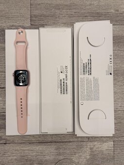 Apple Watch Series 9 GPS + Cellular 41 mm - 2