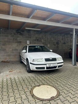 Škoda Octavia 1,6i - 2