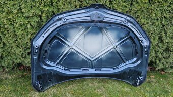 Škoda Octavia 3 kapota - 2