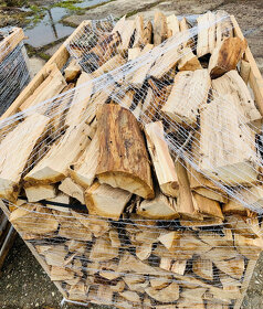 Palivové dřevo tvrdé, štípané, délka 30 cm - 2