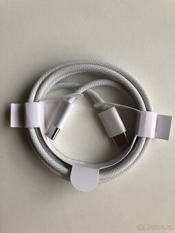 USB-C napájecí adaptér pro iPhone a kabel. - 2