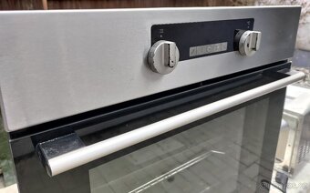 Elektrická horkovzdušná trouba MORA - použitá - 2