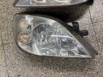 Xenonová přední světla Nissan Primera P12 / díly - 2