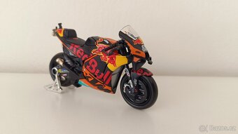 Modely MotoGP 1:18 Maisto - 2