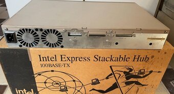 Ethernet Hub 12port Intel Express 100BASE-TX rarita - 2